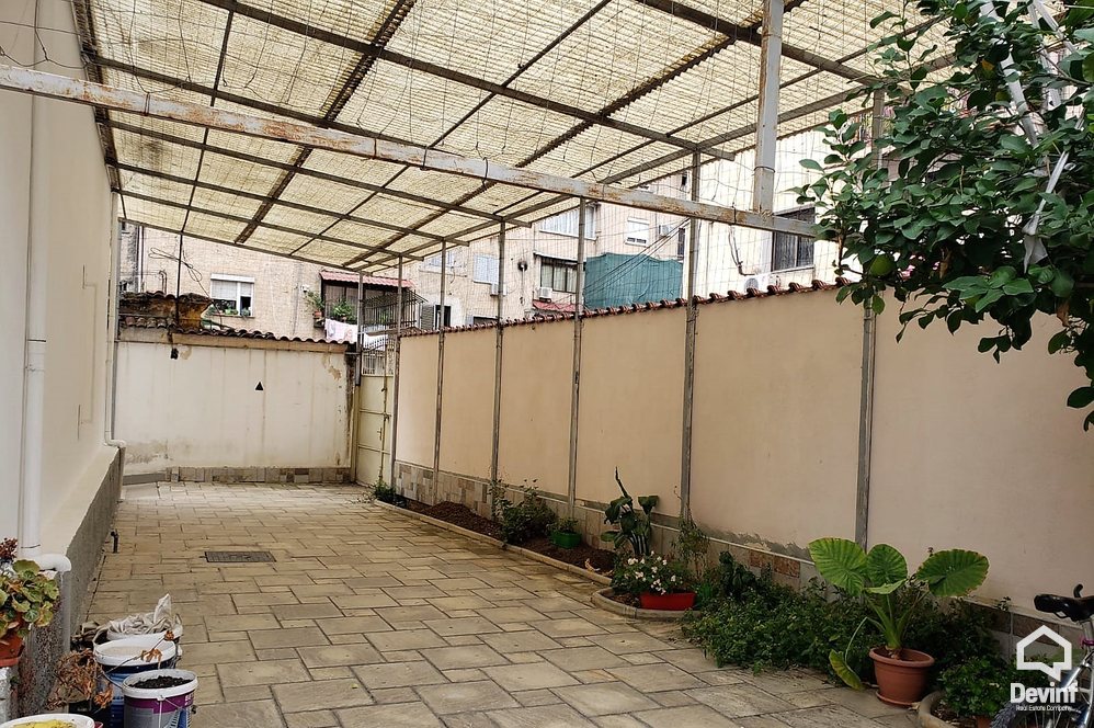 Tirane Qera Vile  Vile prane Sholles se Kuqe zyre vile kopesht femijesh shkolle kursesh