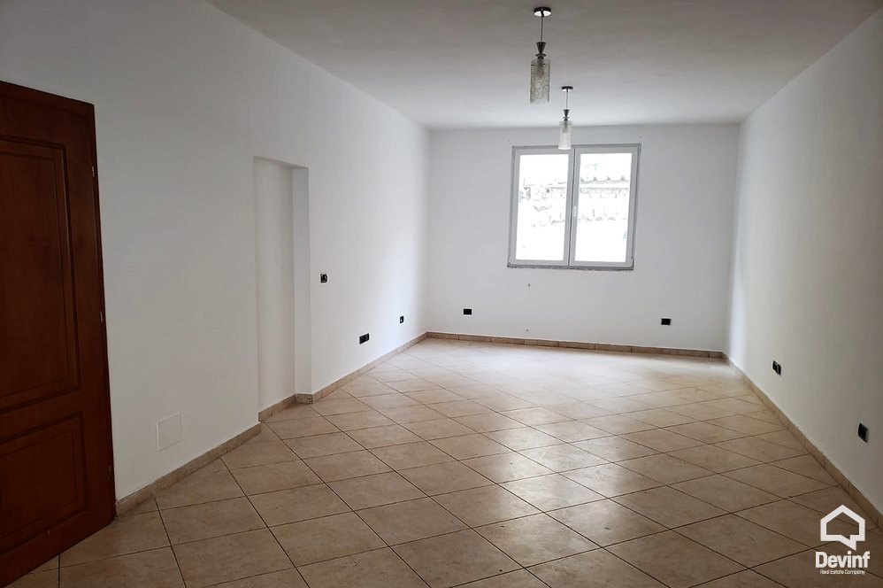 Tirane Qera Vile  Vile prane Sholles se Kuqe zyre vile kopesht femijesh shkolle kursesh