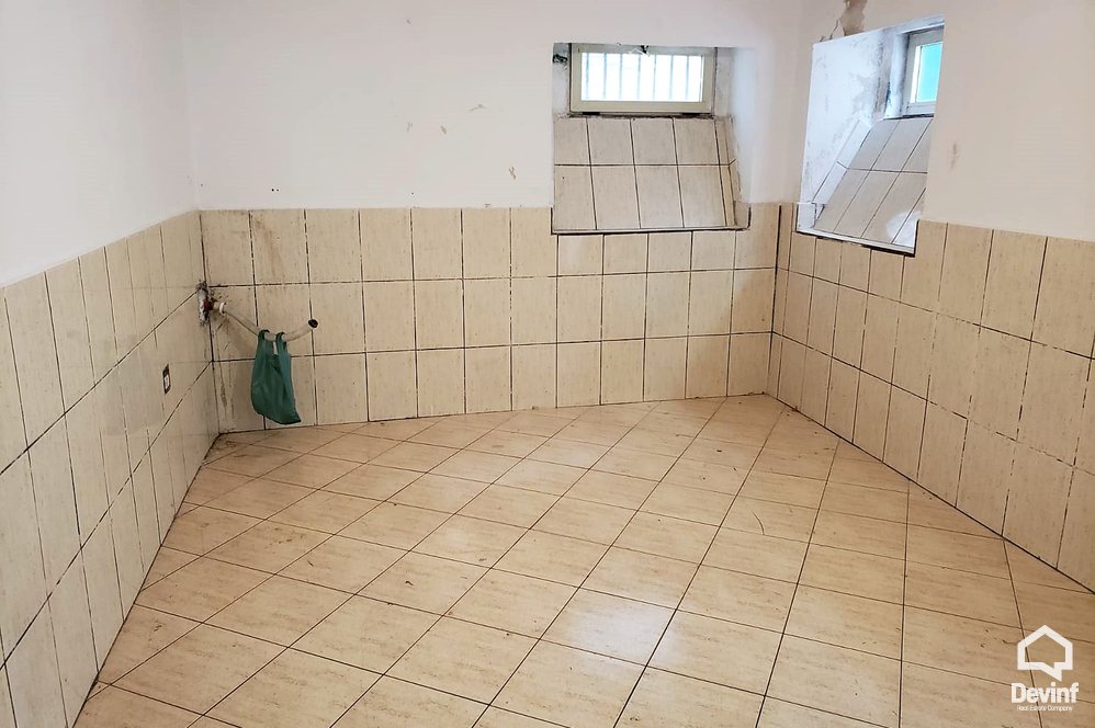 Tirane Qera Vile  Vile prane Sholles se Kuqe zyre vile kopesht femijesh shkolle kursesh