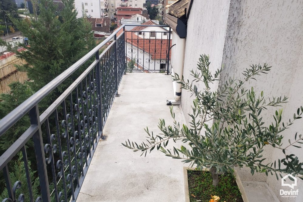 Tirane For Sale Apartment 4+1 Attic apartment located close to Olympic Center Apartment penthouse