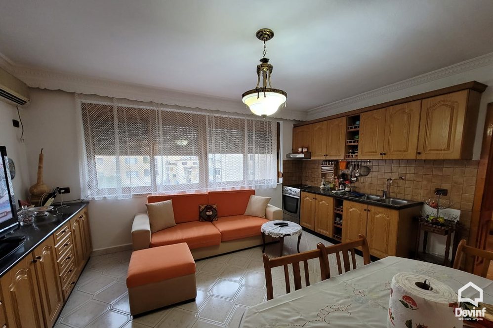 Tirane Shitje Apartament 2+1+G Rruga Gjik Kuqali, Stadiumi Dinamo, ish Shushica apartament