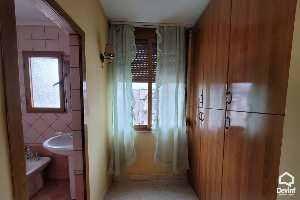 Tirane Shitje Apartament 2+1+G Rruga Gjik Kuqali, Stadiumi Dinamo, ish Shushica apartament