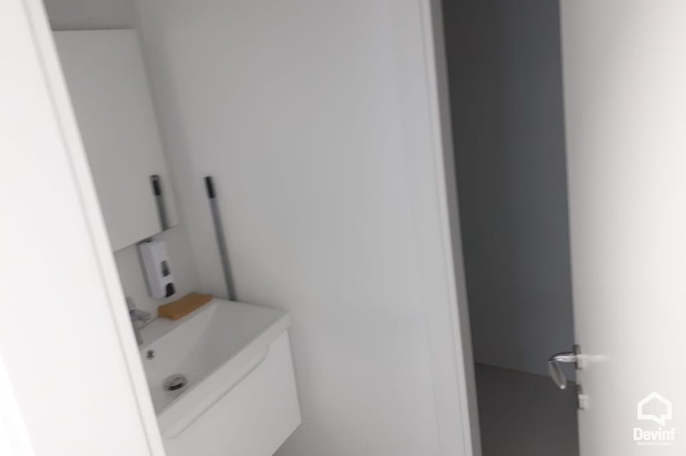 Tirane For Sale Office 2+1 In Blloku area Apartment