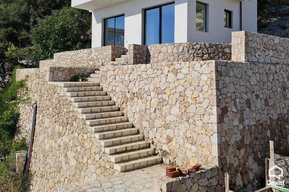 Vlore For Sale Villa  Drimadhes, Dhermi Villa bregdet
