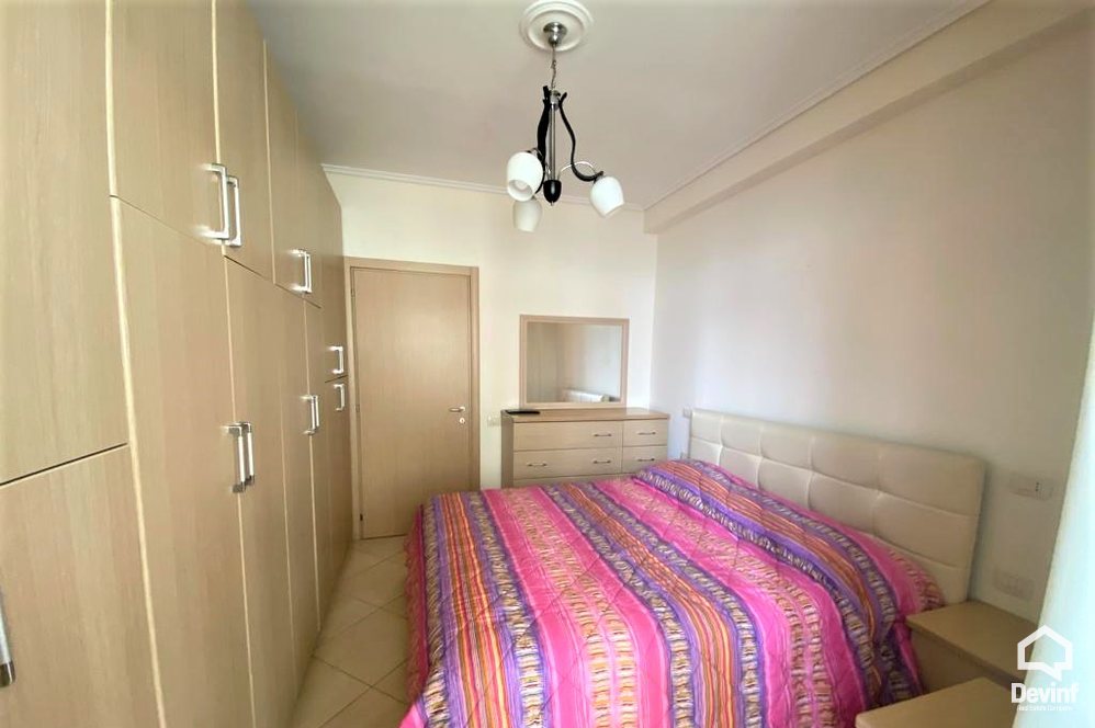 Tirane Qera Apartament 1+1+A Apartament ne Rr. Petro Nini Luarasi apartament
