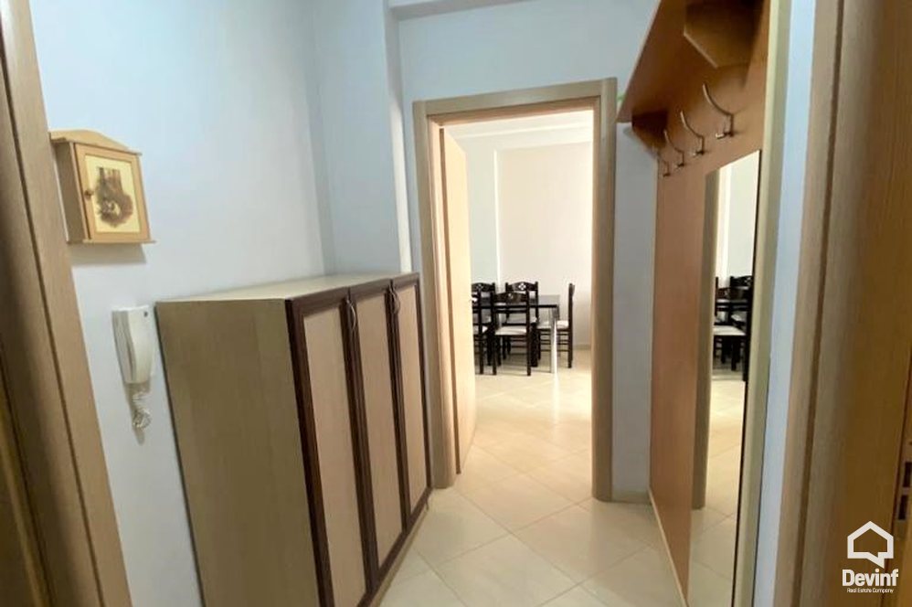 Tirane Qera Apartament 1+1+A Apartament ne Rr. Petro Nini Luarasi apartament