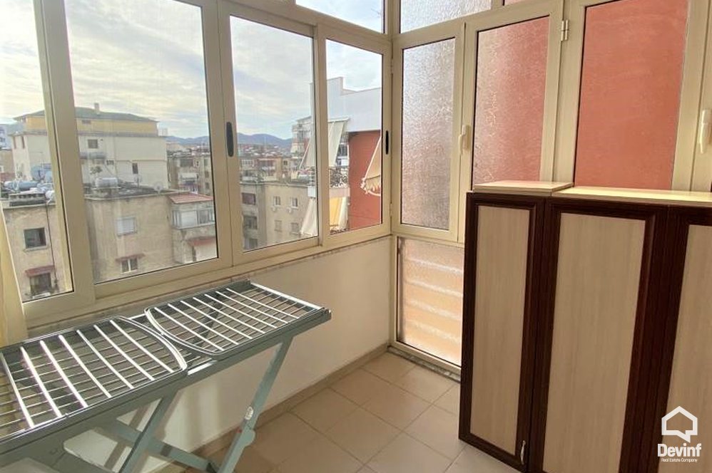 Tirane Qera Apartament 1+1+A Apartament ne Rr. Petro Nini Luarasi apartament
