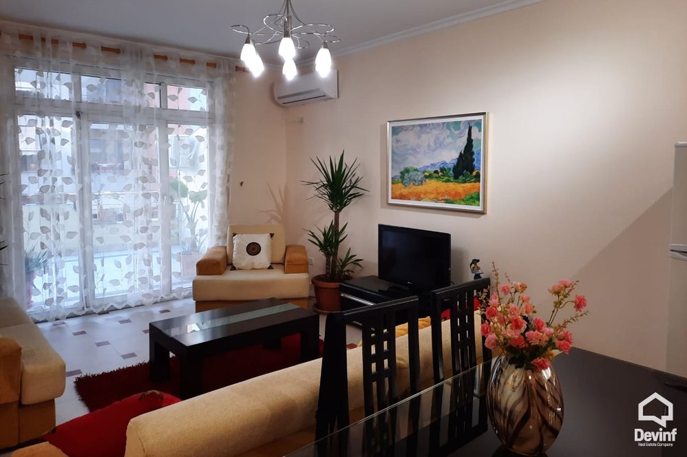 Tirane Qera Apartament 1+1+A Apartament ne zonen e Liqenit te Tiranes apartament