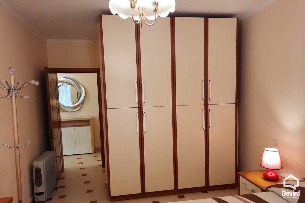 Tirane Qera Apartament 1+1+A Apartament ne zonen e Liqenit te Tiranes apartament