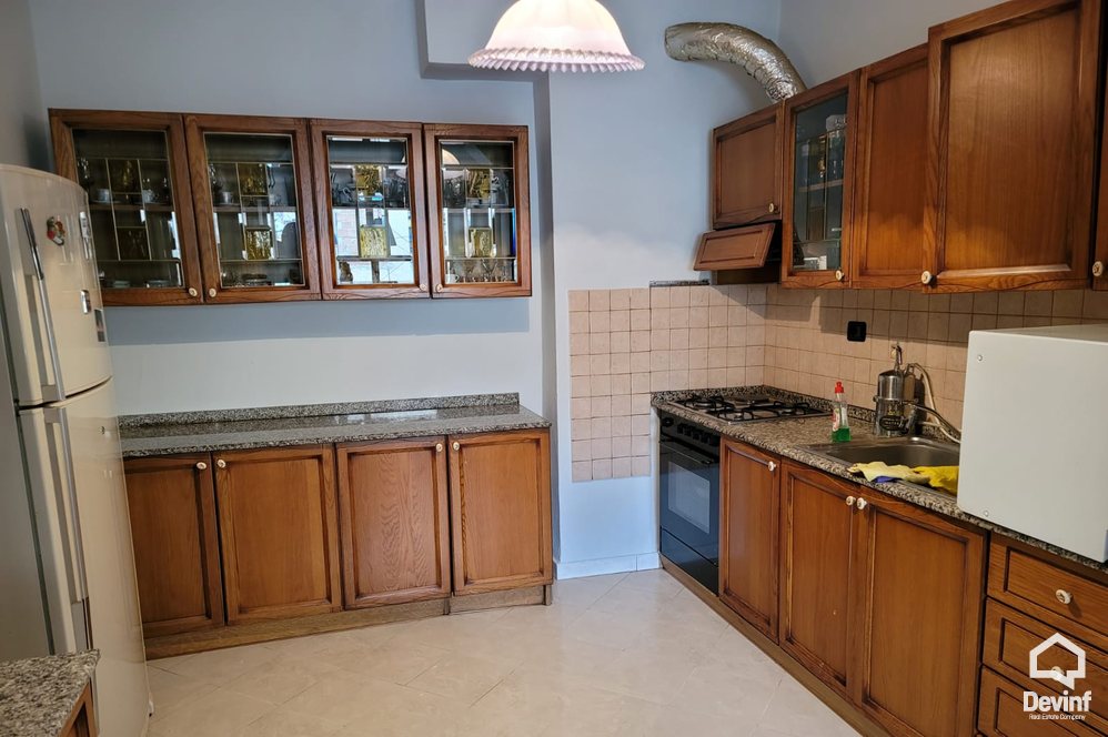 Tirane Shitje Apartament 2+1+G Ne Rrugen Myslym Shyri apartament zyre klinike dentare qender masazhi