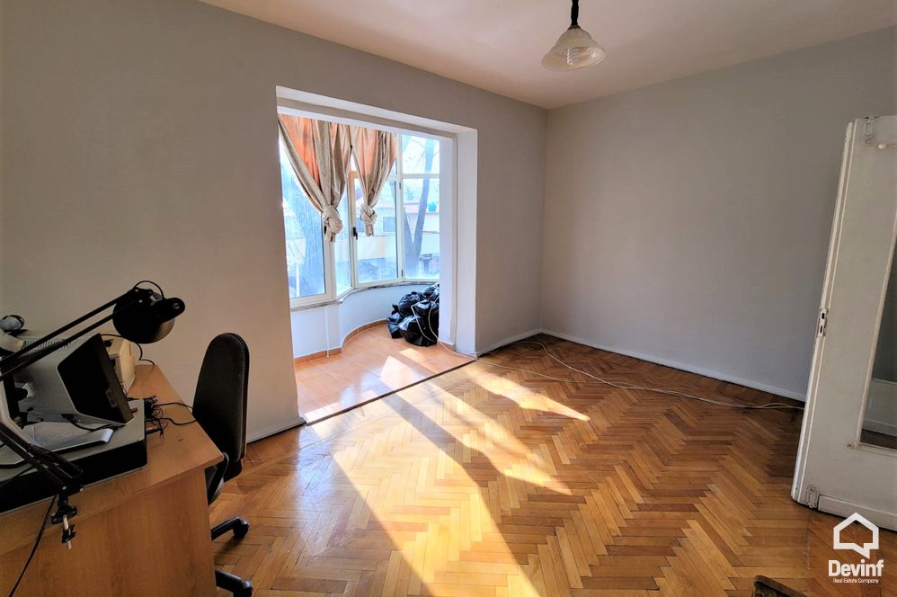 Tirane Shitje Apartament 2+1+G Ne Rrugen Myslym Shyri apartament zyre klinike dentare qender masazhi