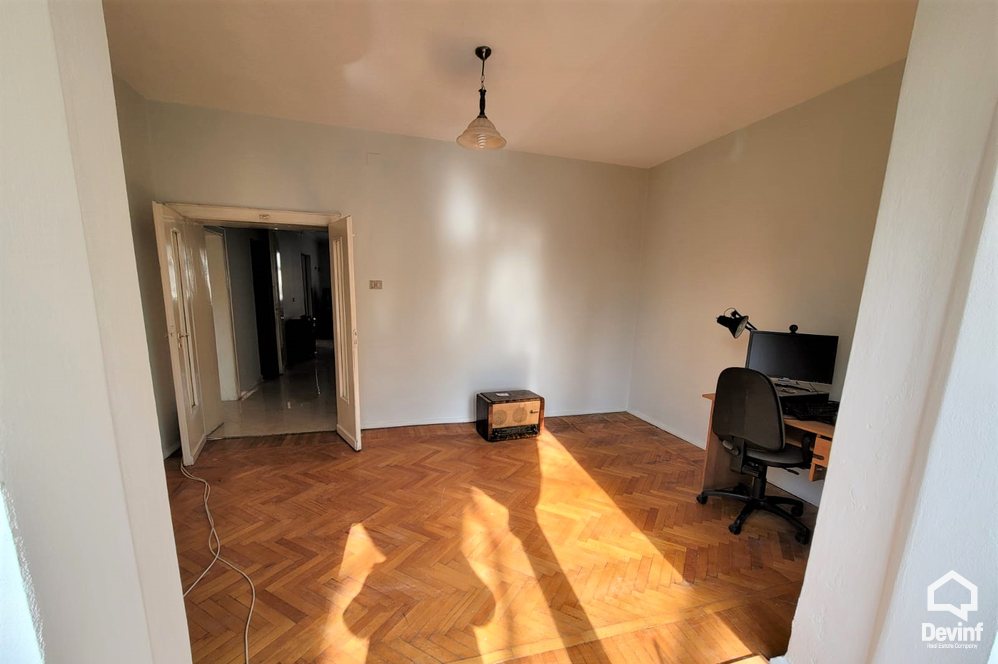 Tirane Shitje Apartament 2+1+G Ne Rrugen Myslym Shyri apartament zyre klinike dentare qender masazhi