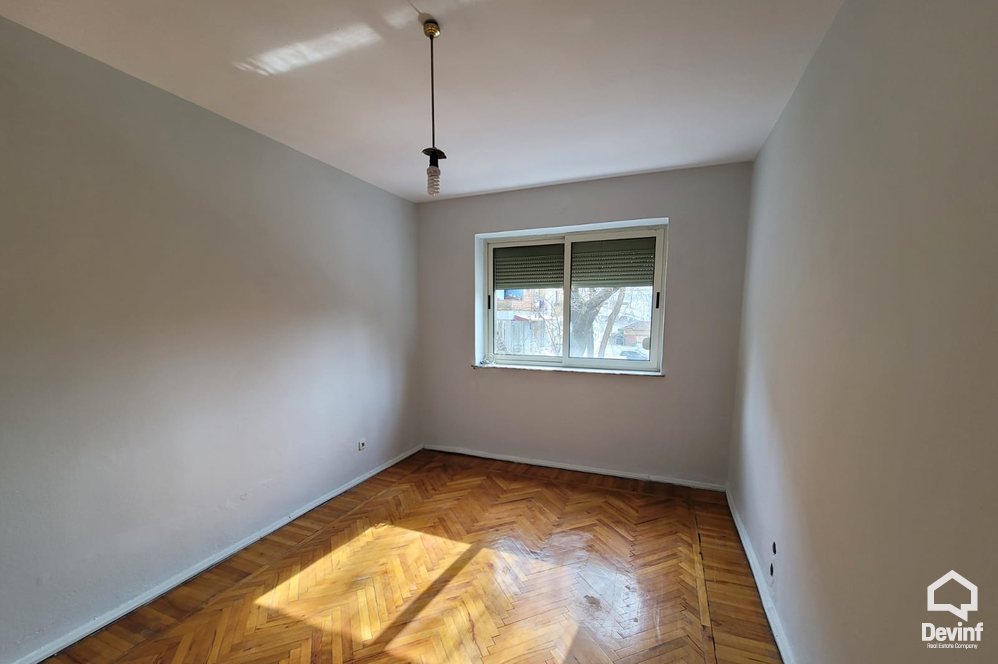 Tirane Shitje Apartament 2+1+G Ne Rrugen Myslym Shyri apartament zyre klinike dentare qender masazhi