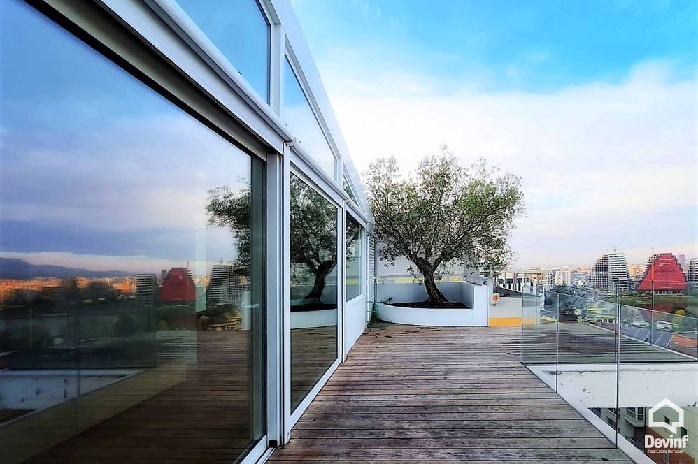Tirane For Sale Apartment 2+1+G Peti street, near the Dry Lake Apartment penthouse
