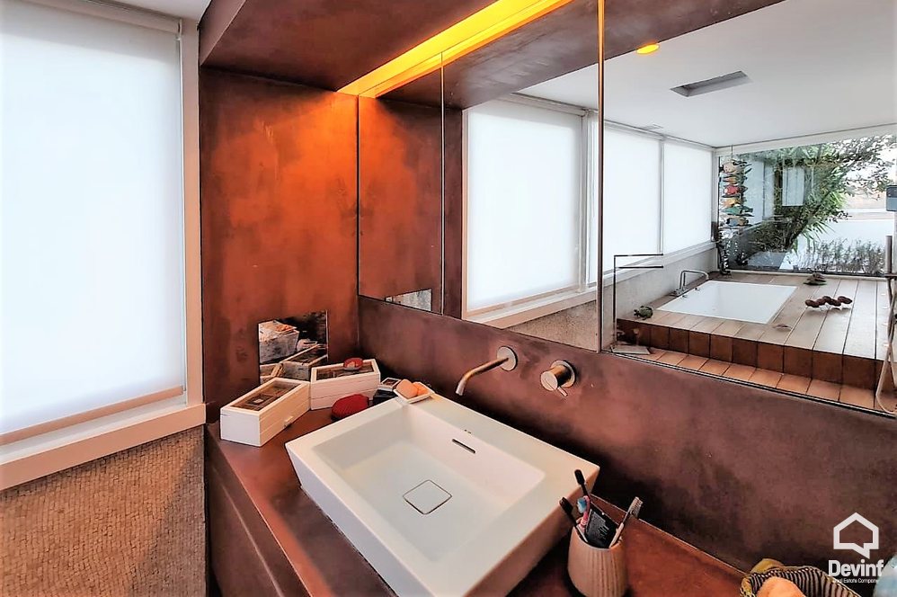 Tirane For Sale Apartment 2+1+G Peti street, near the Dry Lake Apartment penthouse