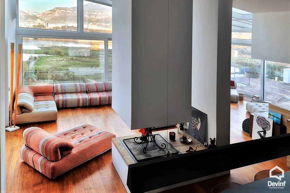 Tirane For Sale Apartment 2+1+G Peti street, near the Dry Lake Apartment penthouse