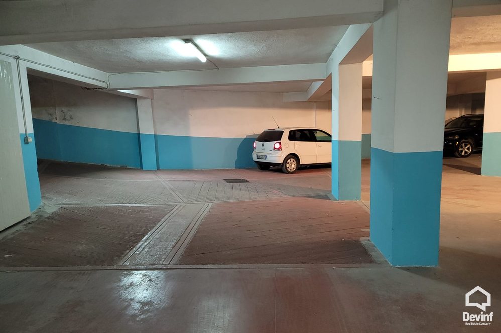 Tirane Shitje Bodrum/Garazh  Rruga Ali Demi toke per ndertim toke industriale