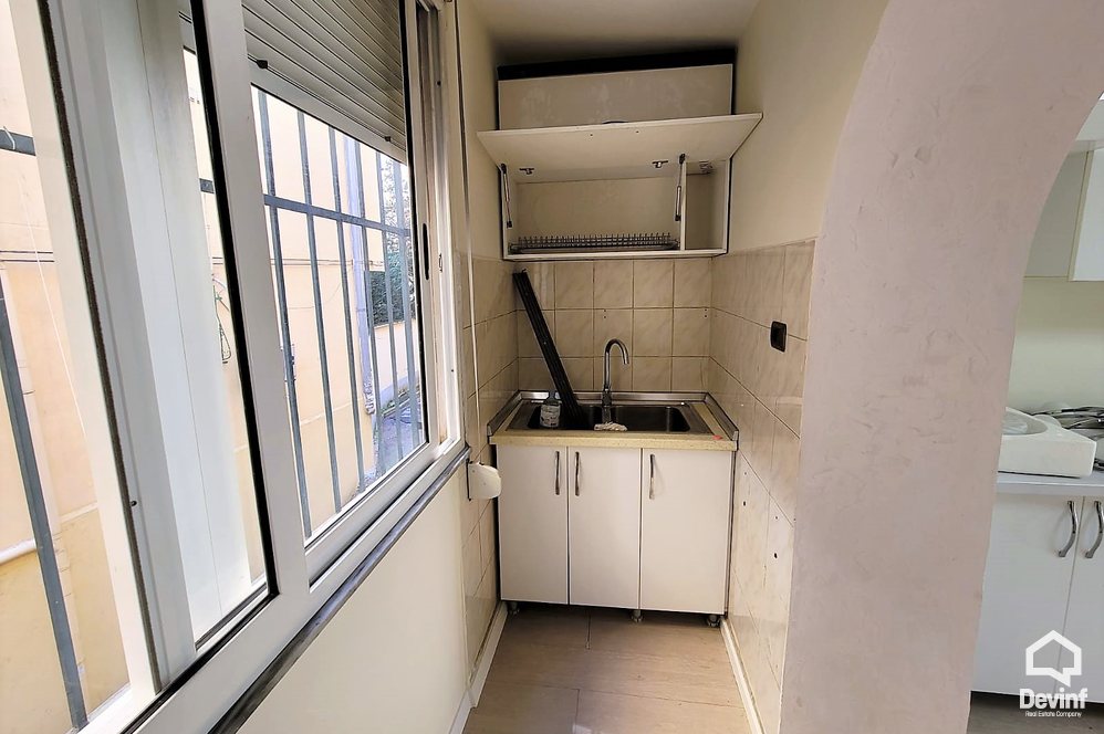 Tirane Qera Apartament 2+1+G Apartament ne Rr. Myslym Shyri apartament zyre