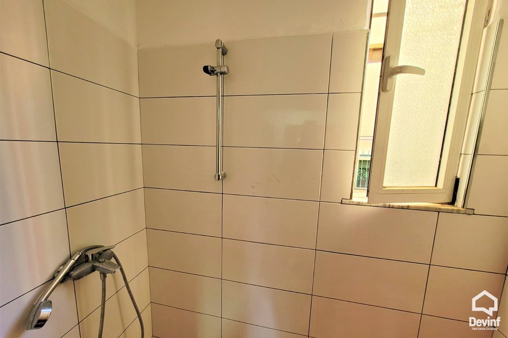 Tirane Qera Apartament 2+1+G Apartament ne Rr. Myslym Shyri apartament zyre