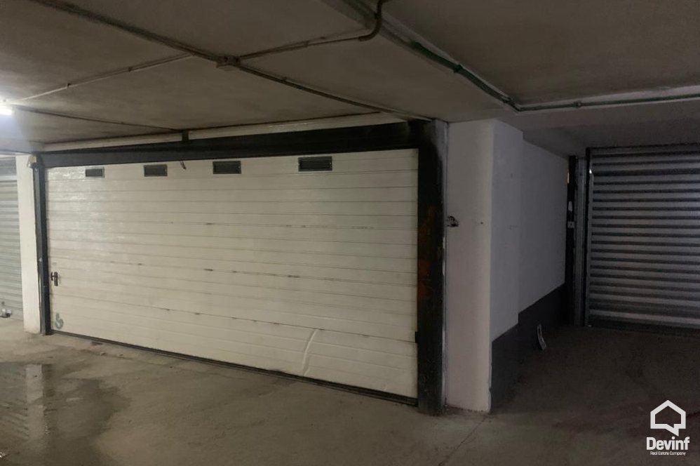 Tirane Shitje Apartament 2+1+A Rruga e Barrikadave, prane 9 katesheve. apartament