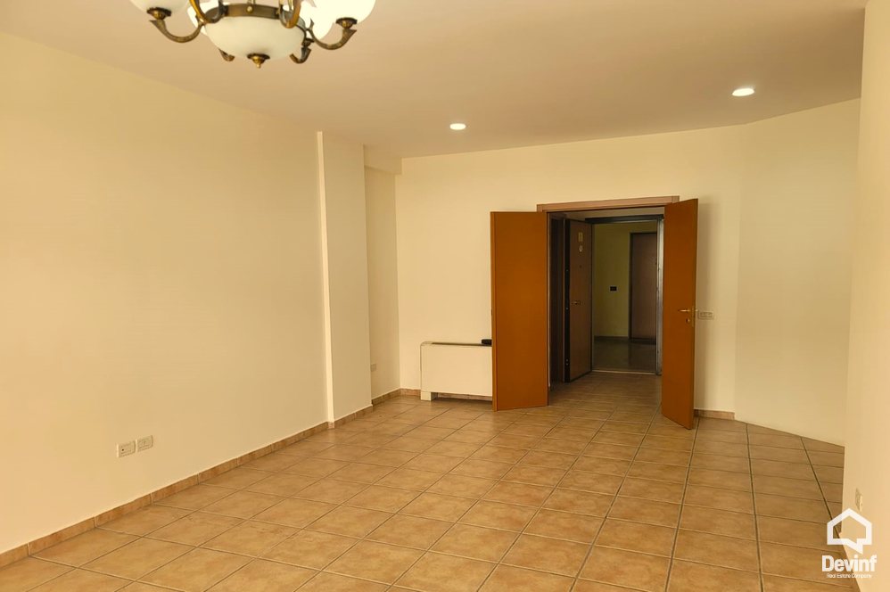 Tirane Qera Apartament 2+1 Zyre ne zonen e Bllokut apartament zyre