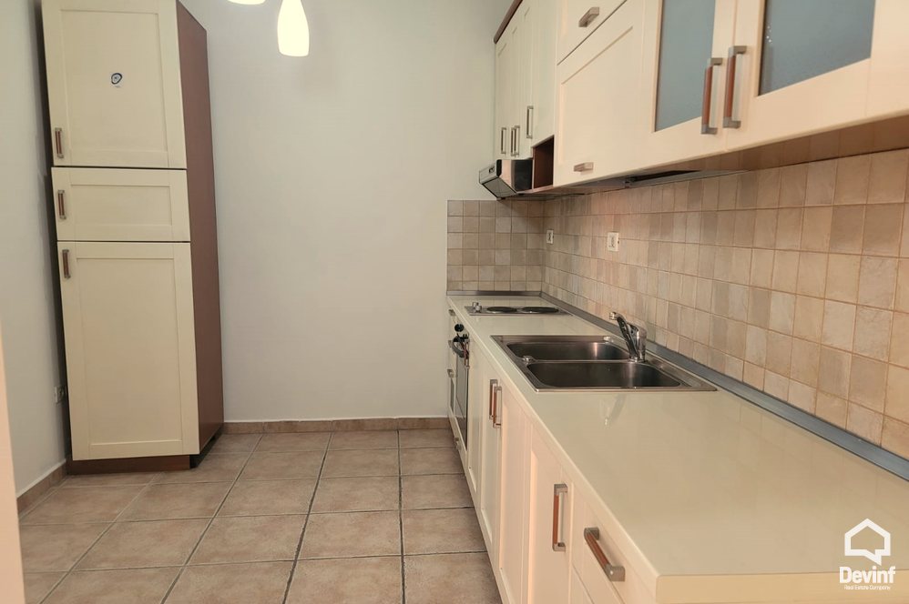Tirane Qera Apartament 2+1 Zyre ne zonen e Bllokut apartament zyre