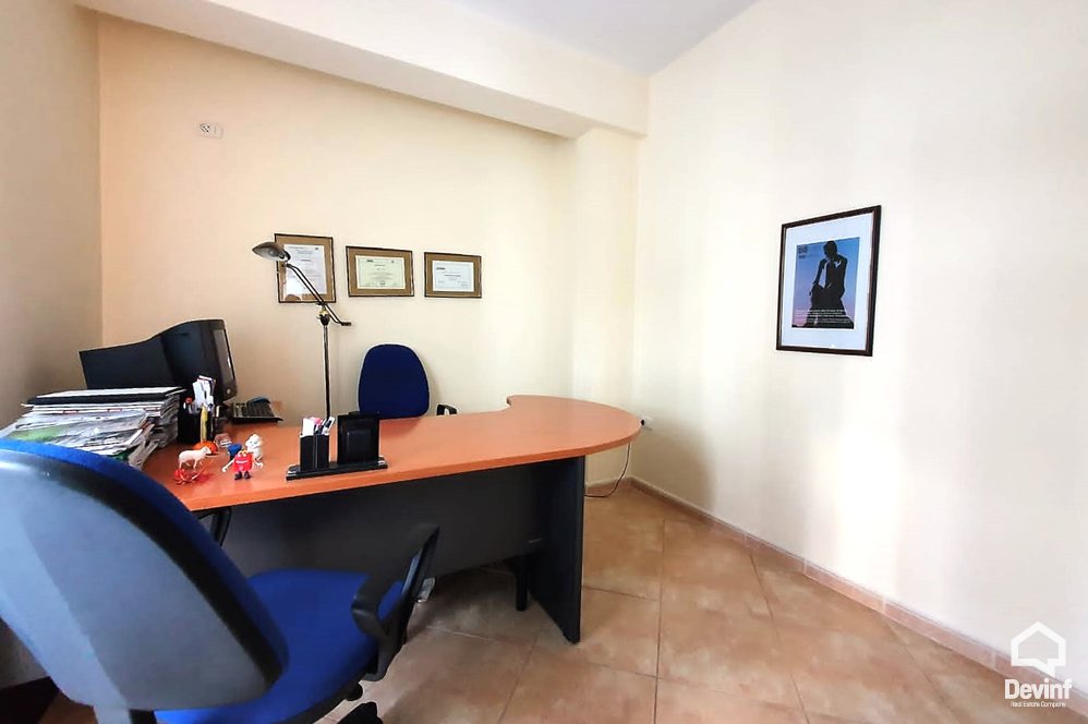  For Rent Office 1+1+A Office in Kavaja Street Office