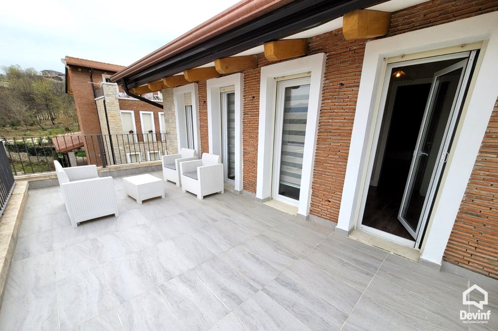 Tirane Qera Vile 4+1+G Ne kompleks vilash prane Qendres Tregtare TEG vile kompleks rezidencial