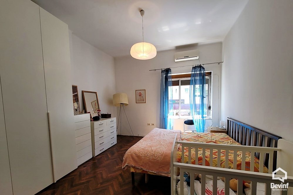 Tirane For Sale Office 3+1+A Dibra street Apartment