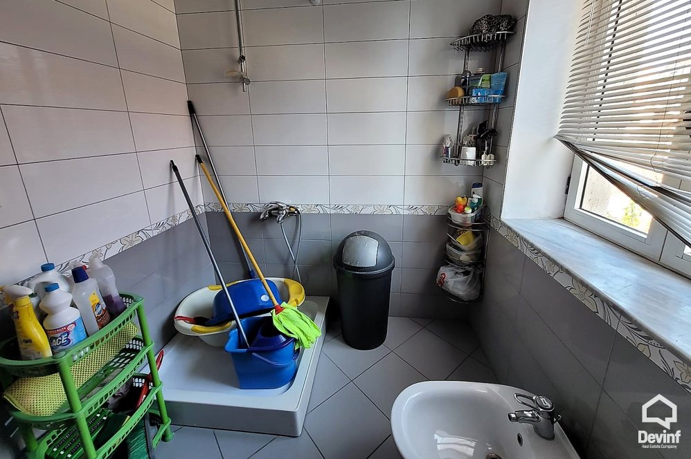 Tirane For Sale Office 3+1+A Dibra street Apartment