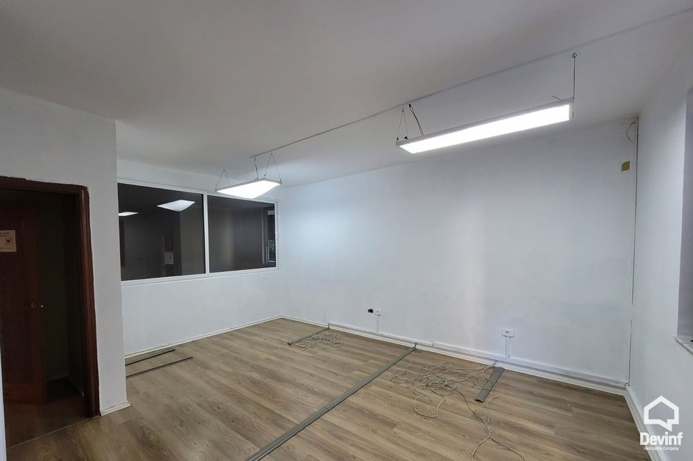 Tirane For Rent Office 3+1+A Office located in the center of Tirana Apartment Office