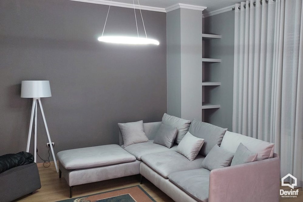 Tirane Qera Apartament 3+1 Apartament ne Rr. Sami Frasheri apartament zyre