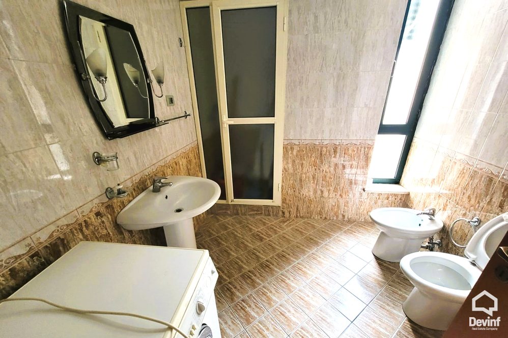 Tirane Qera Apartament 3+1 Apartament ne Rr. Sami Frasheri apartament zyre