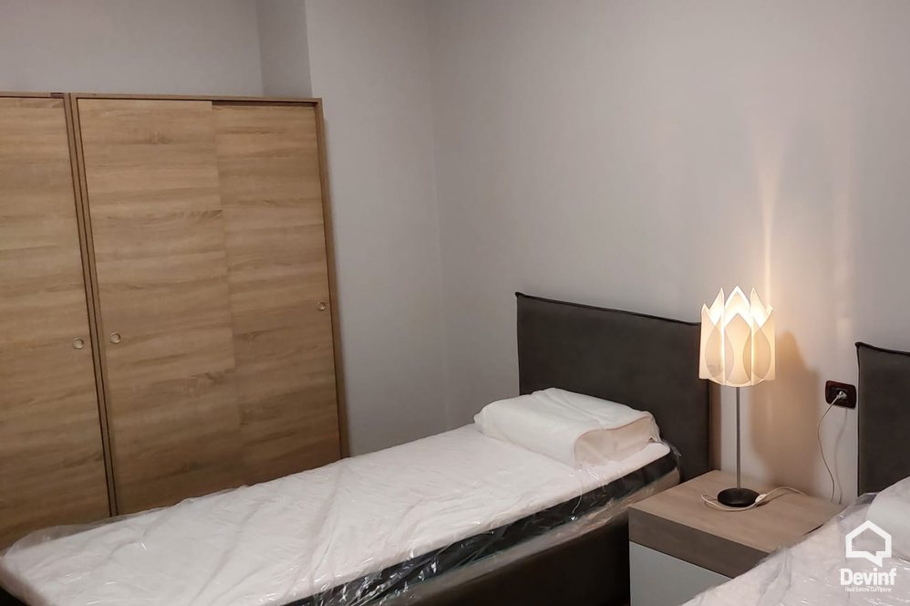 Tirane Qera Apartament 3+1 Apartament ne Rr. Sami Frasheri apartament zyre