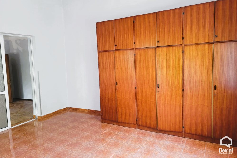 Tirane Shitje Apartament 2+1 Apartment ne Rrugen Myslym Shyri apartament zyre