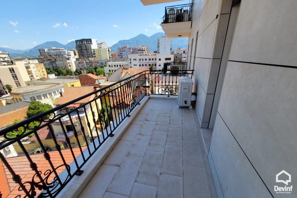 Tirane Qera Apartament 2+1+A Apartament ne qender te Tiranes apartament zyre
