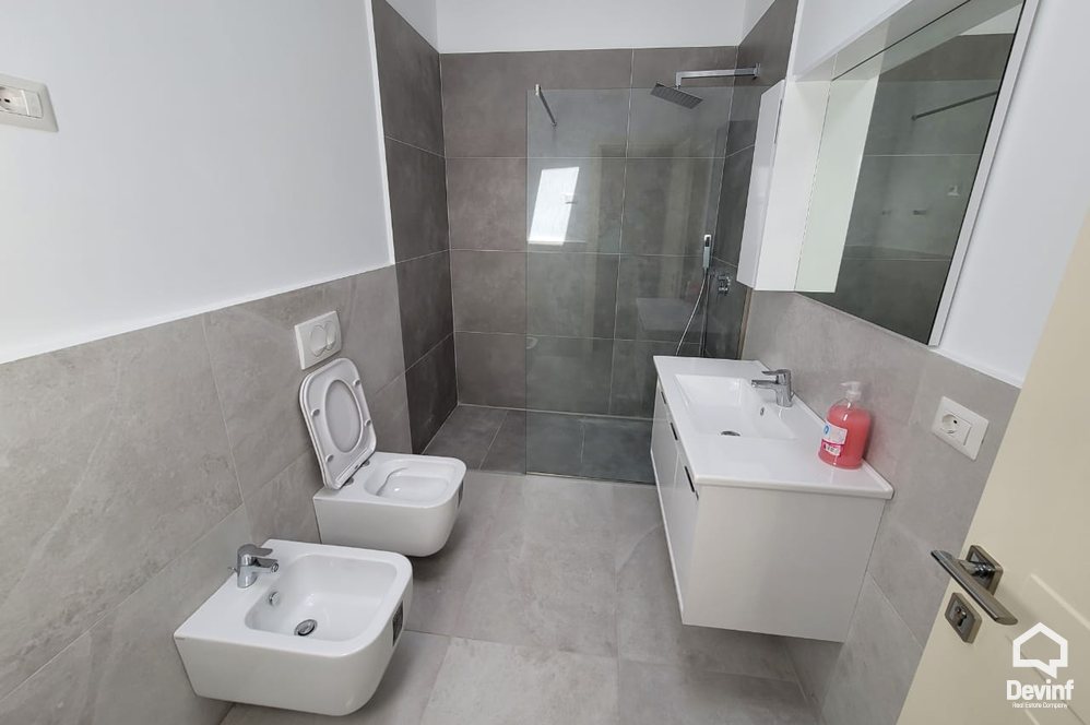 Tirane Qera Apartament 2+1+A Apartament i ri ne Rrugen Rrapo Hekali apartament