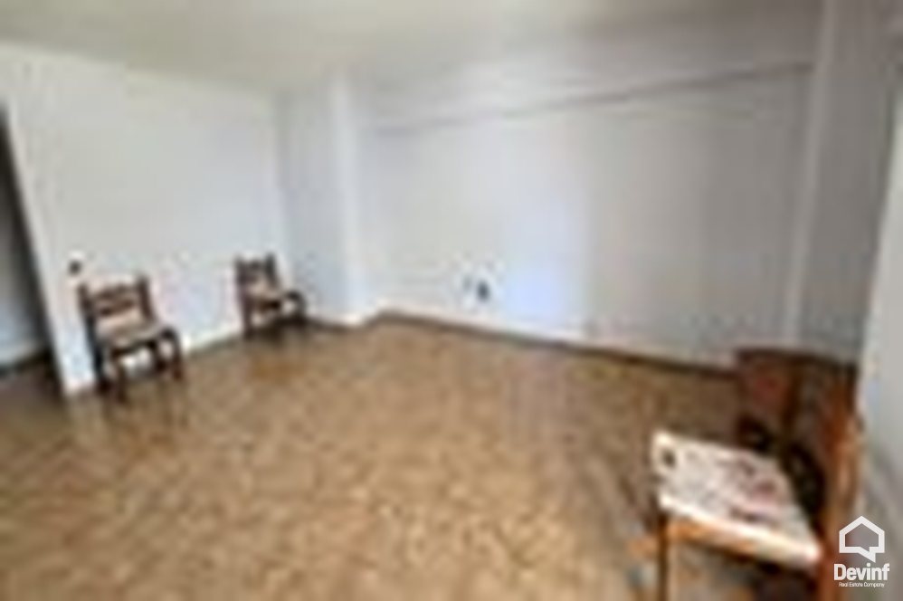 Tirane Qera Apartament 1+1+A Apartament prane Stadiumit Selman Stermasi apartament zyre