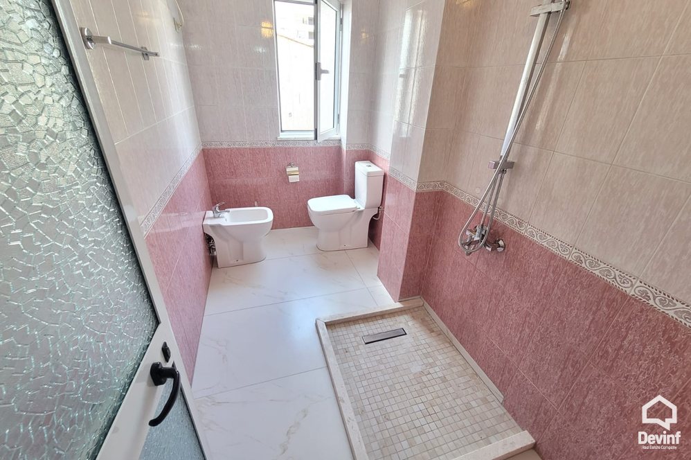 Tirane Qera Apartament 2+1 Apartamenti ndodhet ne Rrugen Durresit apartament