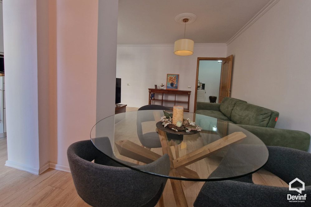 Tirane Shitje Apartament 1+1 Prane Stadiumit Air Albania apartament zyre klinike dentare qender estetike studio ligjore Booking/AirBnB