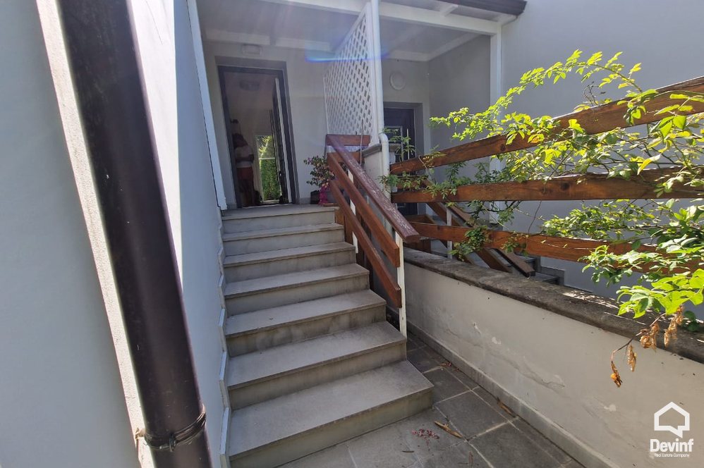 Tirane Shitje Vile  Kompleksi rezidencial Long Hill vile kompleks rezidencial