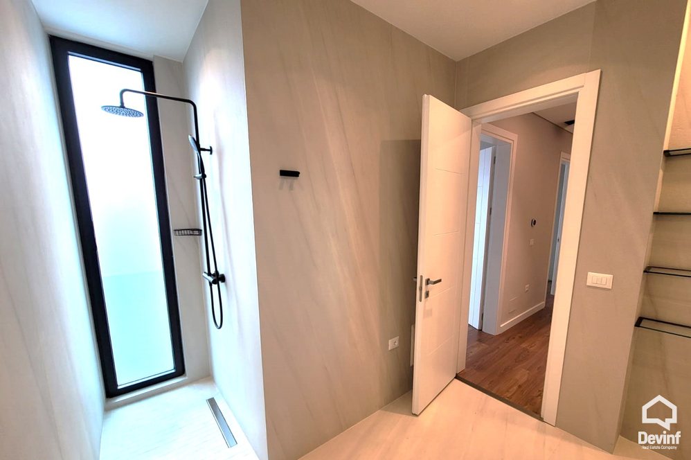 Tirane Qera Vile 4+1+A Vile ne kompleks vilash ne zonen e TEG vile kompleks rezidencial