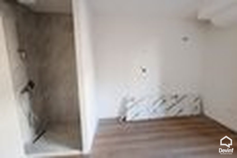 Tirane Qera Zyre  Zyre/klinike ne Rrugen Myslym Shyri zyre klinike dentare qender estetike qender masazhi