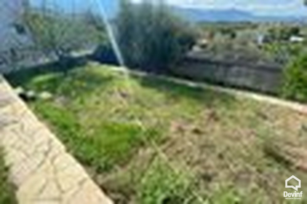 Vlore Shitje Vile  Ne gjirin e Vlores, brenda fshatit Tragjas vile