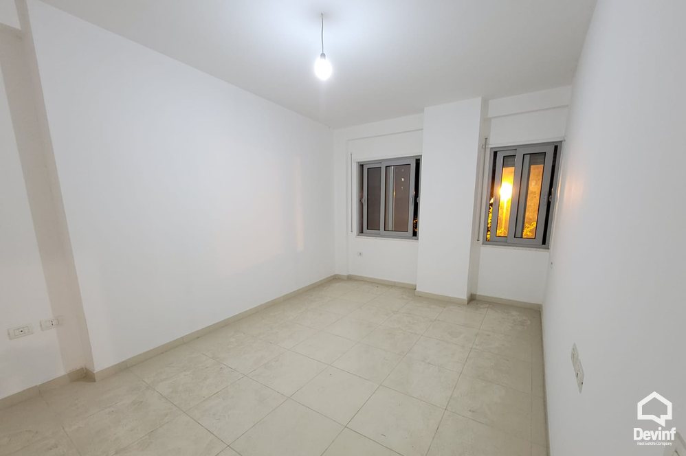 Tirane Shitje Apartament 2+1+A Rruga Ramazan Demneri, prane bllokut te vilave, Selite apartament