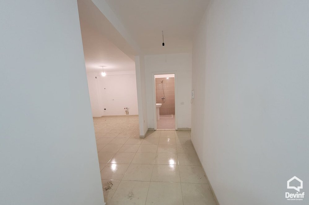 Tirane Shitje Apartament 2+1+A Rruga Ramazan Demneri, prane bllokut te vilave, Selite apartament