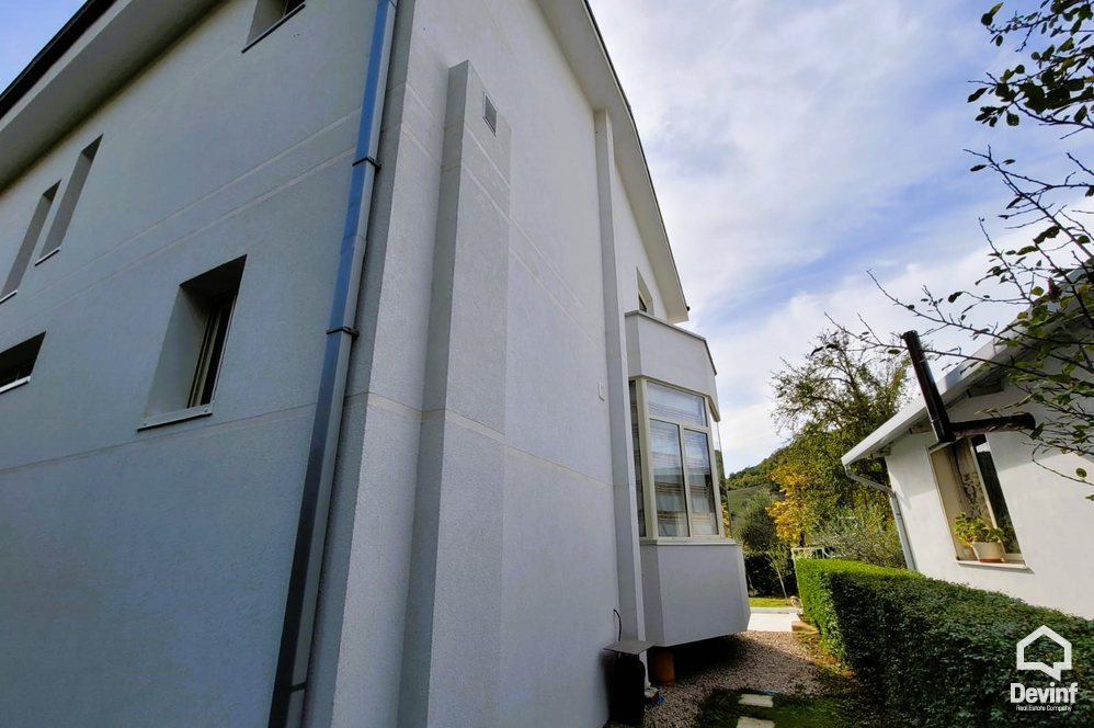 Tirane For Sale Houses 3+1+G Petrela, Tagan 