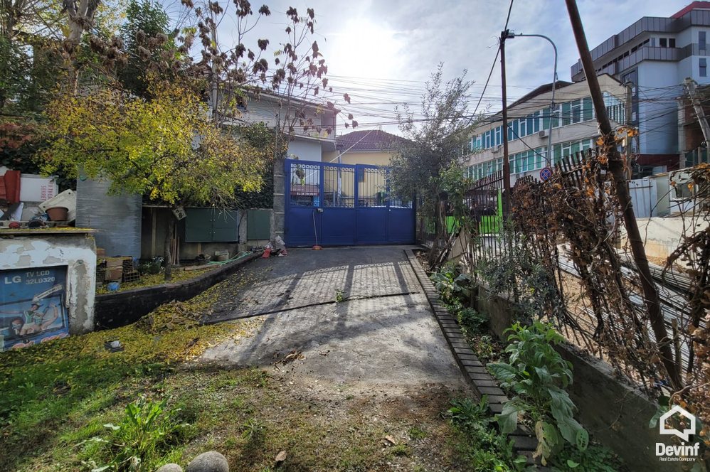 Tirane For Rent Villa Me shume se 4 dhoma Villa in Elbasan Street Office Villa