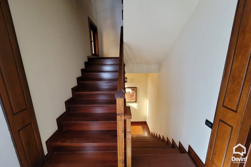 Tirane For Rent Villa Me shume se 4 dhoma Villa in Elbasan Street Office Villa