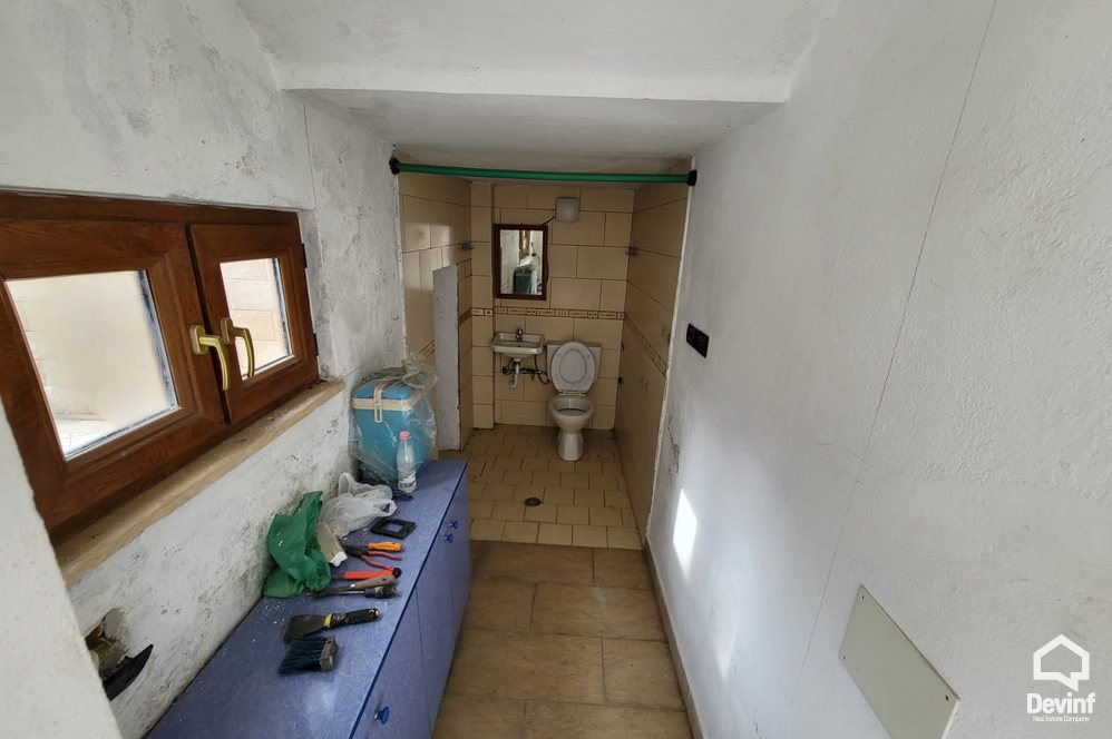 Tirane For Rent Villa Me shume se 4 dhoma Villa in Elbasan Street Office Villa